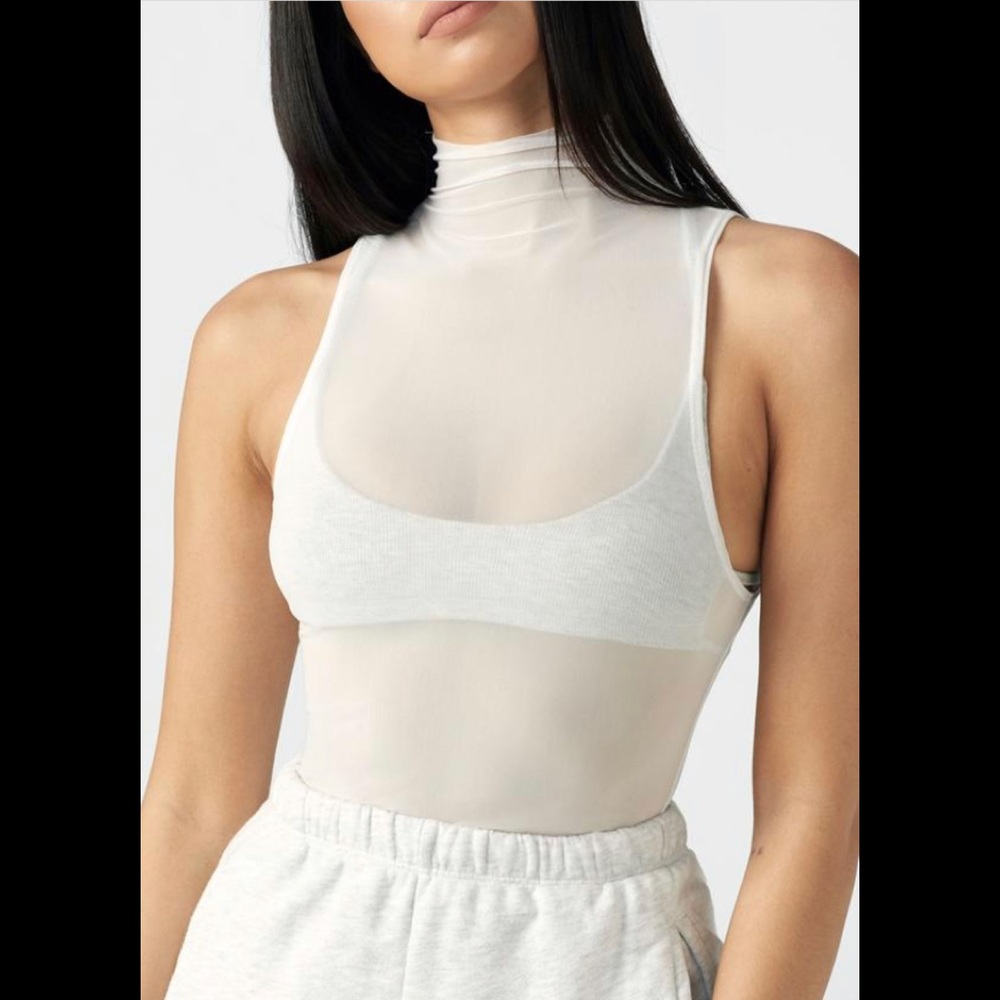 Mesh mock neck
